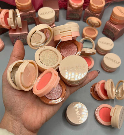 3-in-1 Blusher, Highlighter & Contour Sculpt Palette with Mirror for Women & Girls | Champagne Glow Highlighter with Peach & Rosy Pink Blush Shades | Mini Compact Travel Makeup Kit | Long-Lasting Highly Pigmented Palette for a Fresh, Natural Glowing Look.